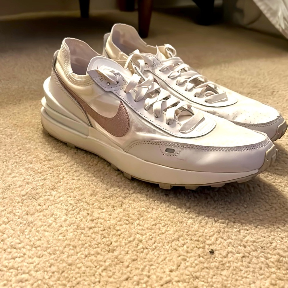 Nike waffle one